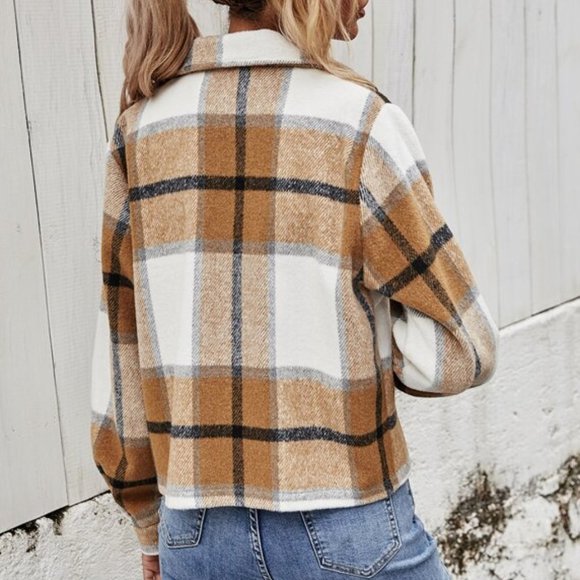 Plaid Print Crop Jacket Button Down - Picture 5 of 5
